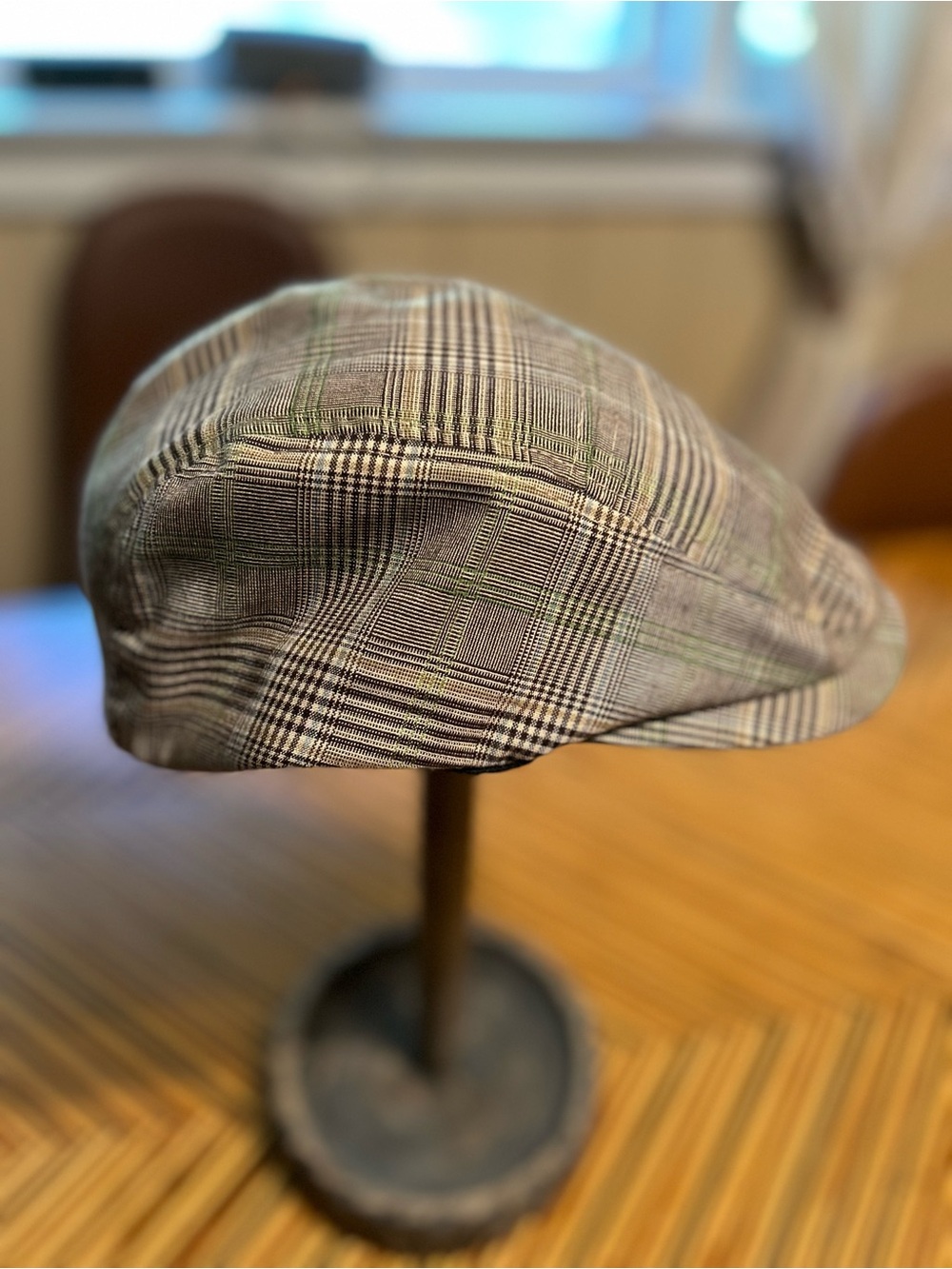 Classic Plaid Newsboy Cap for Men - Brown & Green